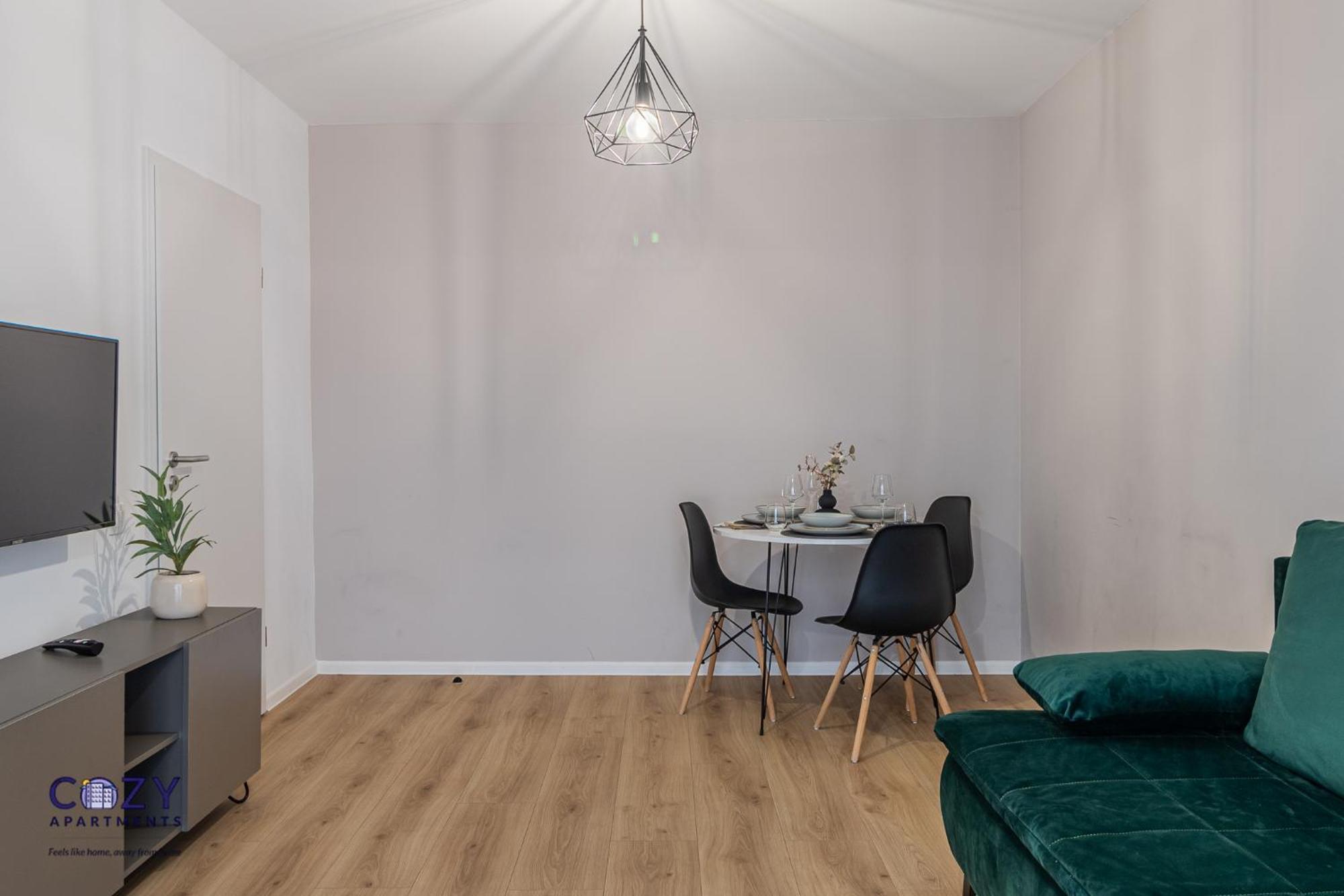 Luxury Residences & Suites In Central Brasov At Coresi Mall Esterno foto