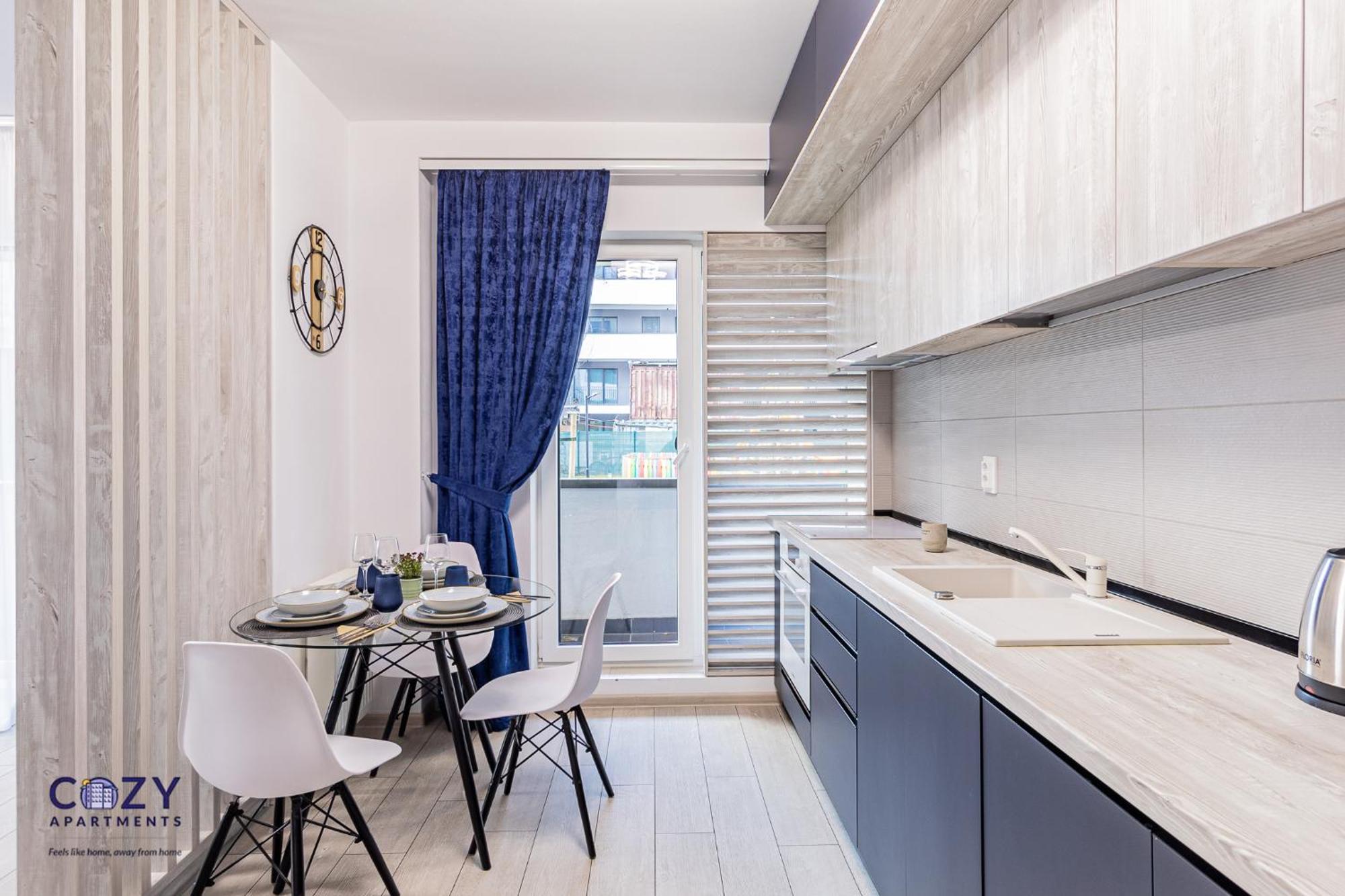 Luxury Residences & Suites In Central Brasov At Coresi Mall Esterno foto